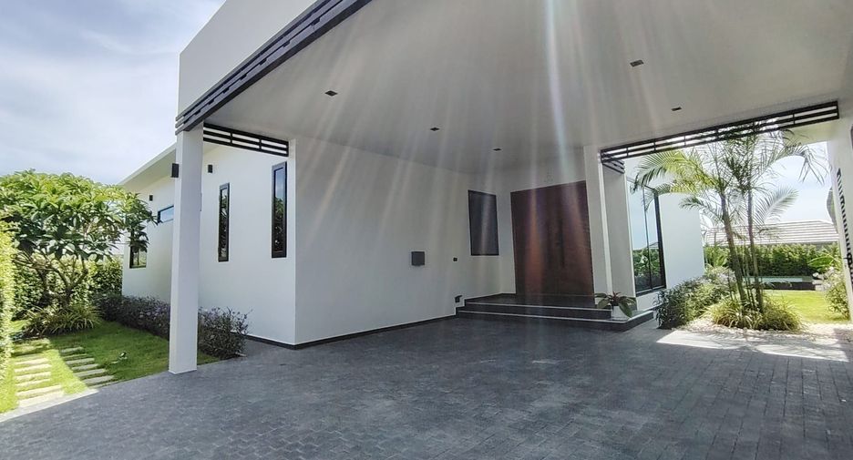 For rent 3 bedrooms villa in Hua Hin, Prachuap Khiri Khan