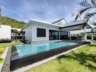 For rent 3 bedrooms villa in Hua Hin, Prachuap Khiri Khan