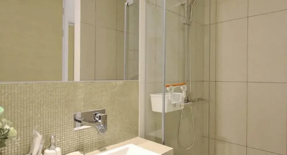 Condo en venta y en alquiler de estudio en Khlong Toei, Bangkok