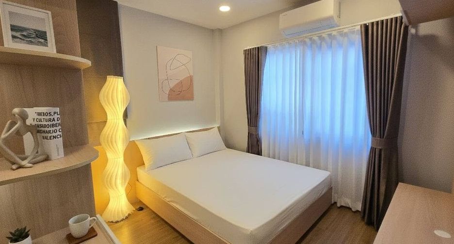 Casa en alquiler de 4 habitaciones en Bang Phli, Samut Prakan