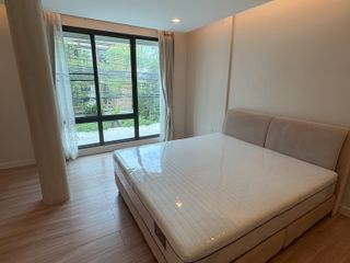 Reihenhaus zur Miete mit 3 Zimmer in Watthana, Bangkok