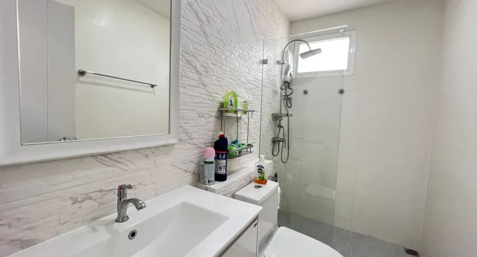 For rent 3 bedrooms house in Bang Lamung, Chonburi