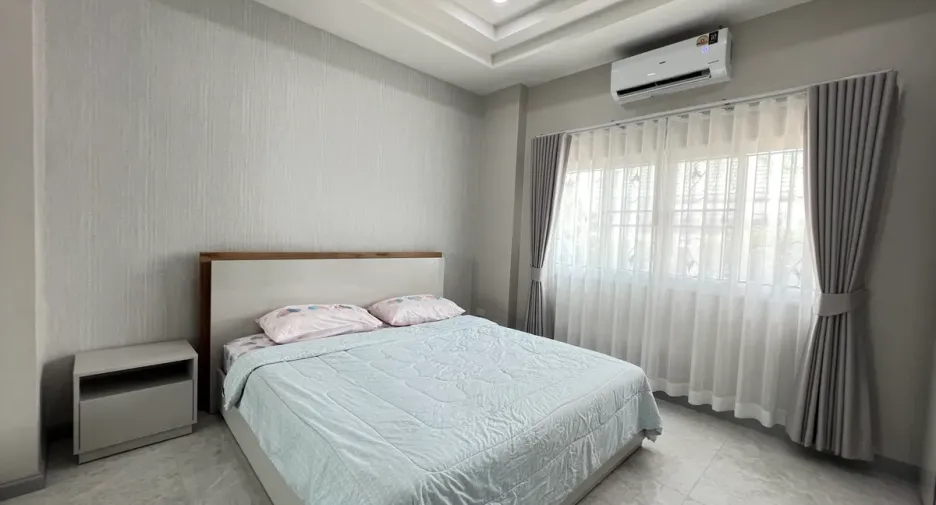 For rent 3 bedrooms house in Bang Lamung, Chonburi
