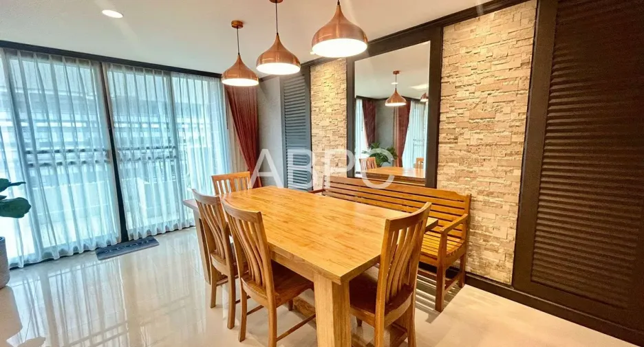 À louer 2 chambres condo à Bang Lamung, Chonburi