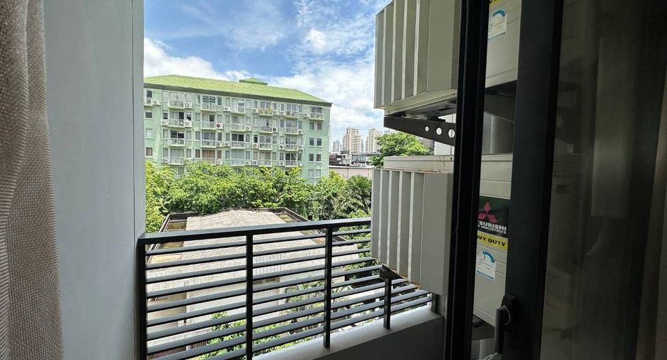 For rent 1 bed condo in Watthana, Bangkok