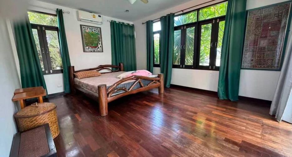 For sale 3 bedrooms house in Huay Yai, Pattaya