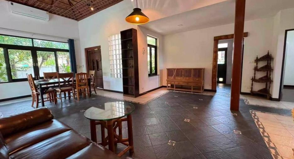 For sale 3 bedrooms house in Huay Yai, Pattaya