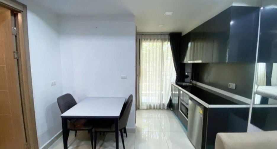 Wohnung zur Miete mit 1 Zimmer in Bang Lamung, Chonburi