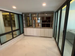 Casa adosada en alquiler de 4 habitaciones en Watthana, Bangkok