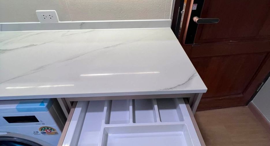 For sale and for rent 2 bedrooms condo in Sathon, Bangkok