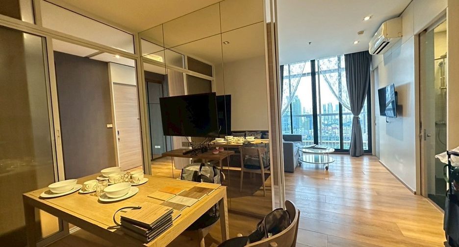 Condo en alquiler de 1 habitaciones en Khlong Toei, Bangkok