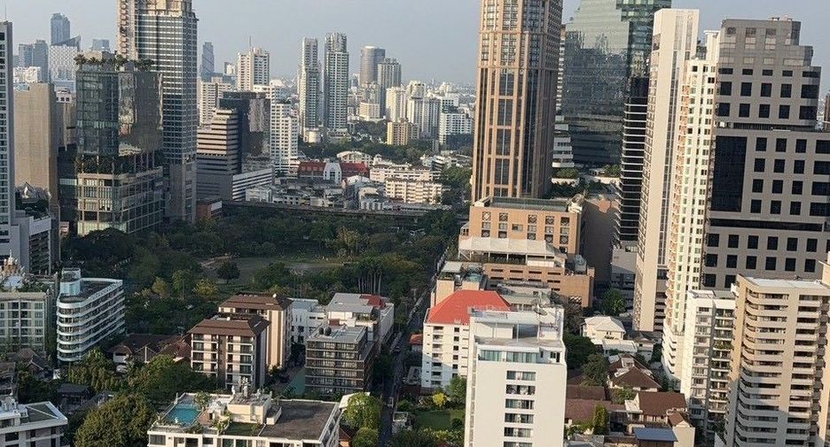 Condo en alquiler de 1 habitaciones en Khlong Toei, Bangkok