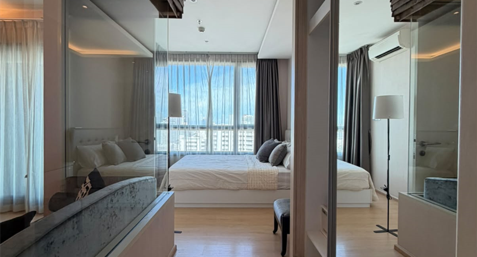 For sale 1 bed condo in Watthana, Bangkok
