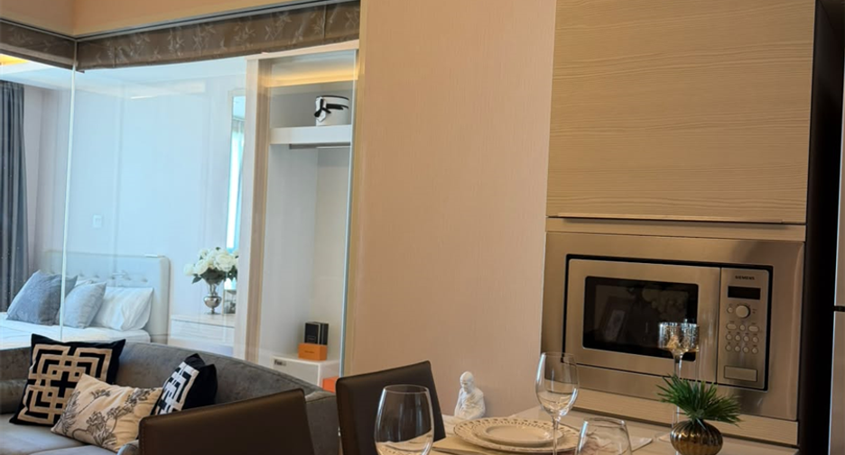 For sale 1 bed condo in Watthana, Bangkok