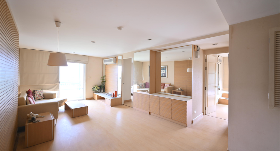 For sale 2 bedrooms condo in Watthana, Bangkok
