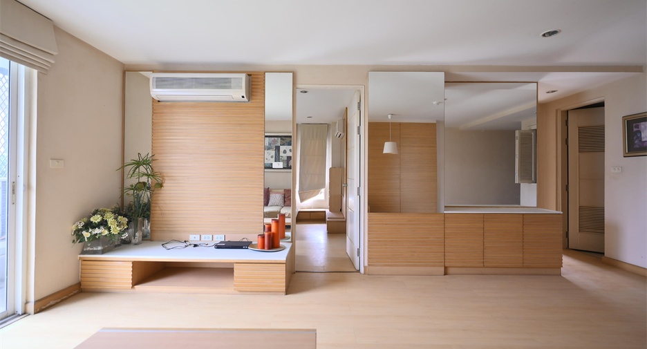 For sale 2 bedrooms condo in Watthana, Bangkok