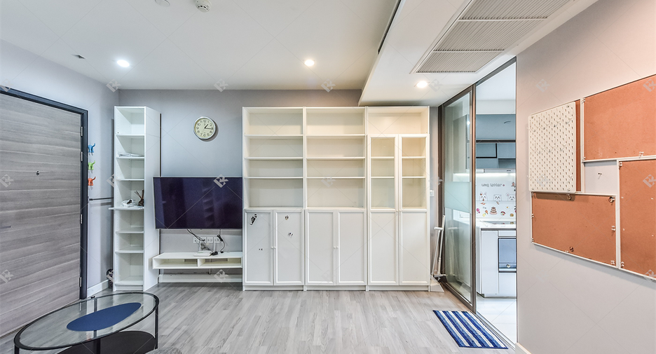 For sale 1 bed condo in Sathon, Bangkok