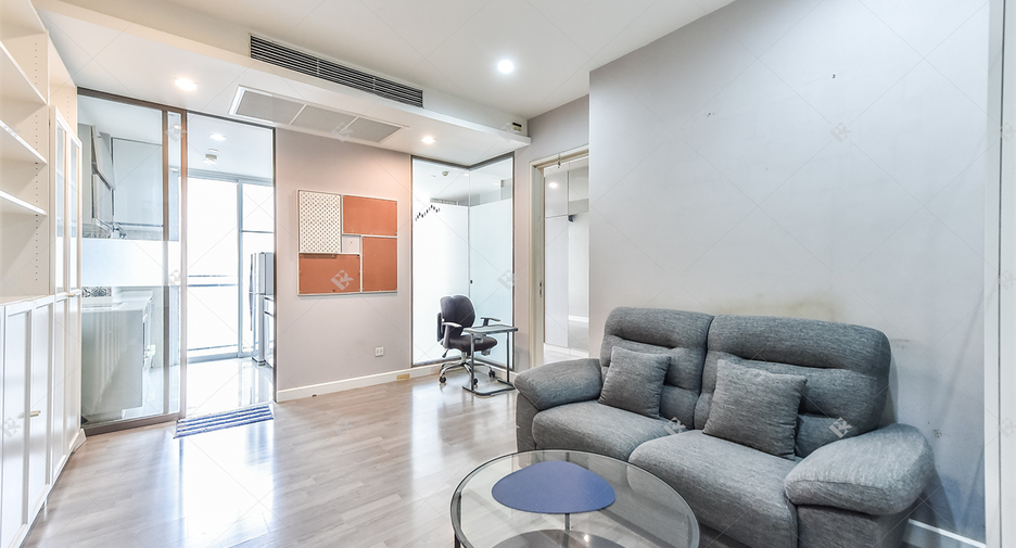 For sale 1 bed condo in Sathon, Bangkok