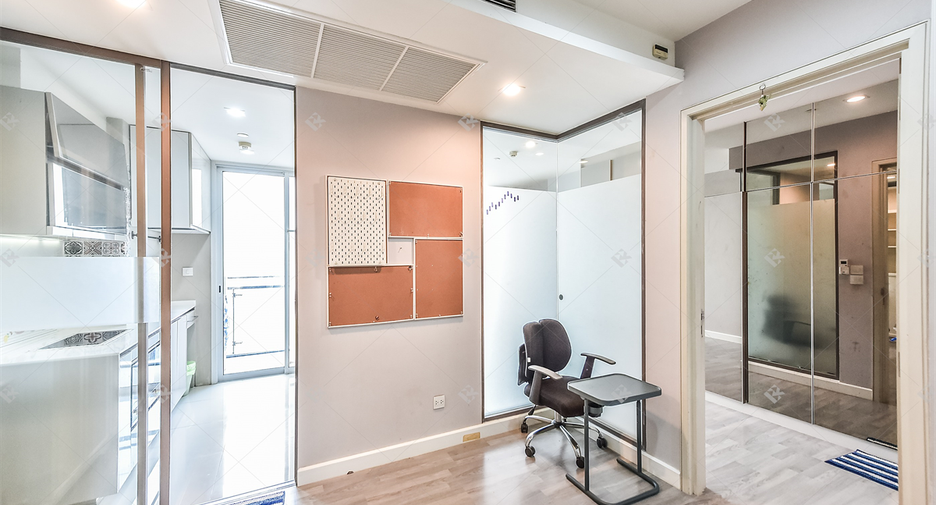 For sale 1 bed condo in Sathon, Bangkok