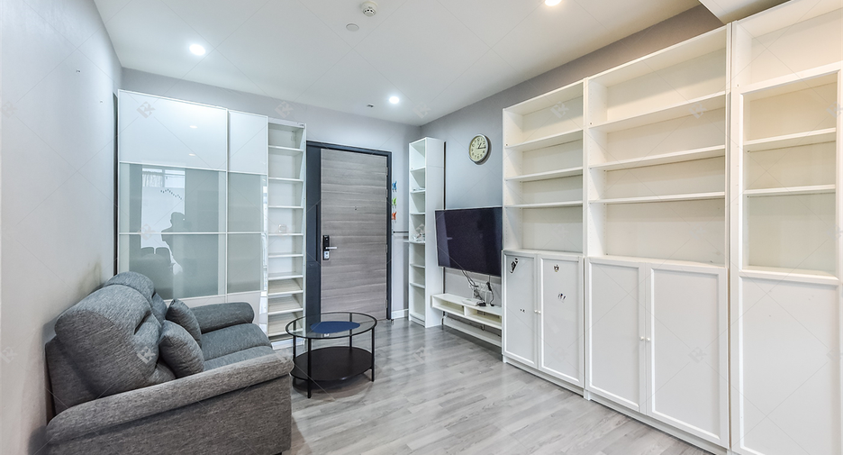 For sale 1 bed condo in Sathon, Bangkok