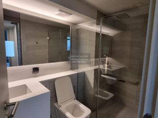 For rent 2 bedrooms condo in Bang Rak, Bangkok