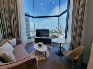 For rent 2 bedrooms condo in Bang Rak, Bangkok