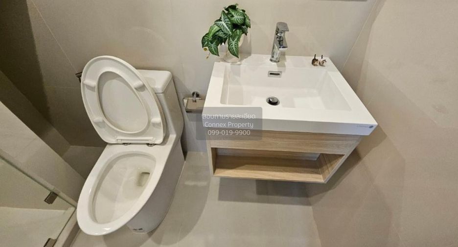 For rent 1 bed condo in Huai Khwang, Bangkok