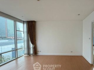Продажа 2 спальни кондо в Кхлонг Тоеи, Бангкок