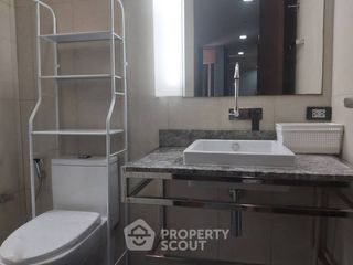 Condo en alquiler de 1 habitaciones en Bang Rak, Bangkok