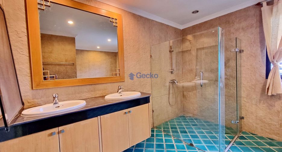 Condo en venta de 3 habitaciones en Bang Lamung, Chonburi