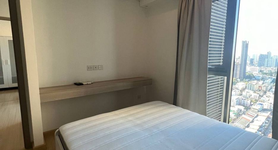 For rent 2 bedrooms condo in Bang Na, Bangkok