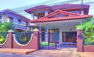 À louer 3 chambres maison à Bang Lamung, Chonburi