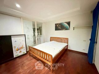 For rent 5 bedrooms villa in Bang Lamung, Chonburi