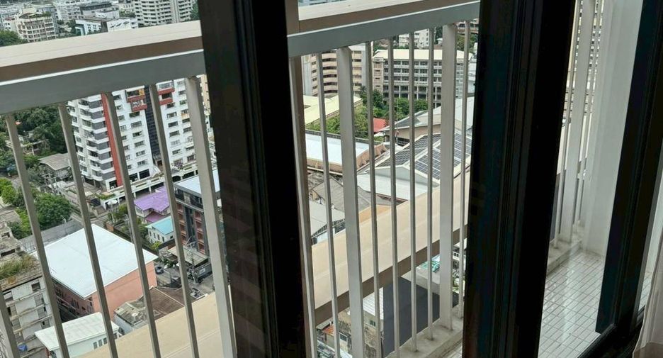 For rent 1 bed condo in Khlong Toei, Bangkok