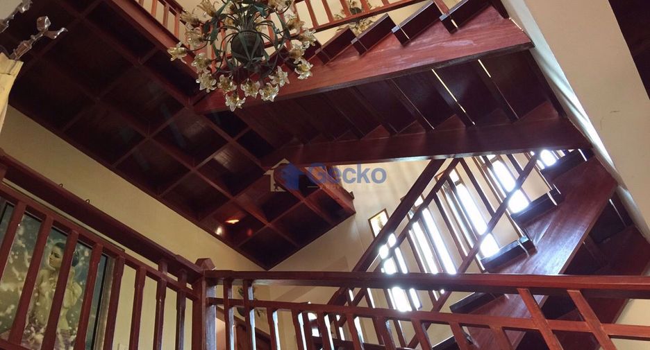 Haus zur Miete und zum Kauf mit 4 Zimmer in Jomtien, Pattaya