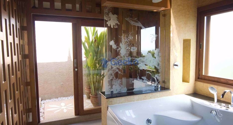 Haus zur Miete und zum Kauf mit 4 Zimmer in Jomtien, Pattaya