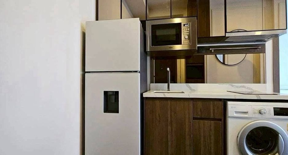 Condo en alquiler de 1 habitaciones en Watthana, Bangkok