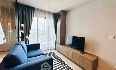 À louer 2 chambres condo à Thon Buri, Bangkok