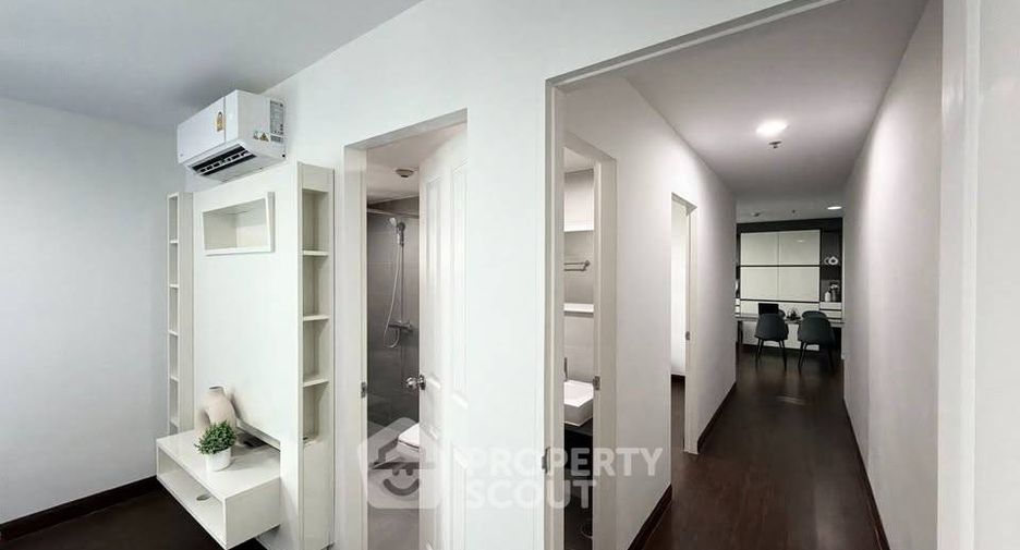 Wohnung zur Miete mit 2 Zimmer in Huai Khwang, Bangkok