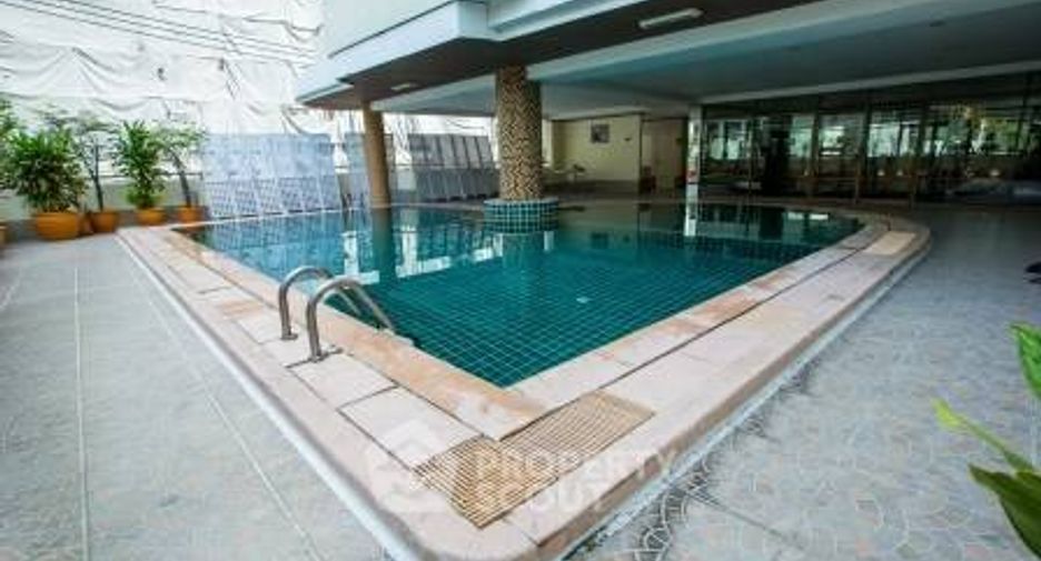 Apartment zur Miete mit 3 Zimmer in Watthana, Bangkok