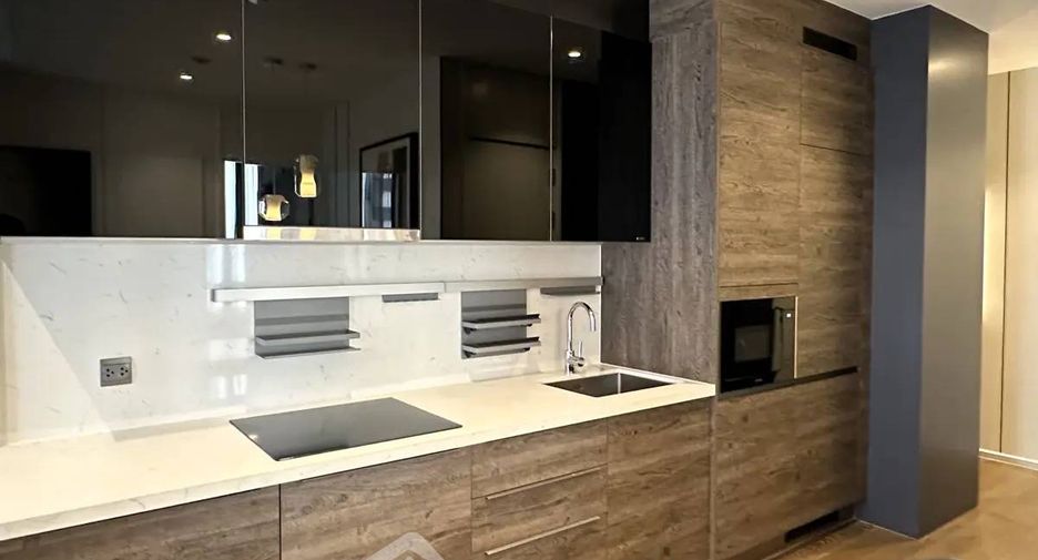 Wohnung zur Miete mit 2 Zimmer in Pathum Wan, Bangkok