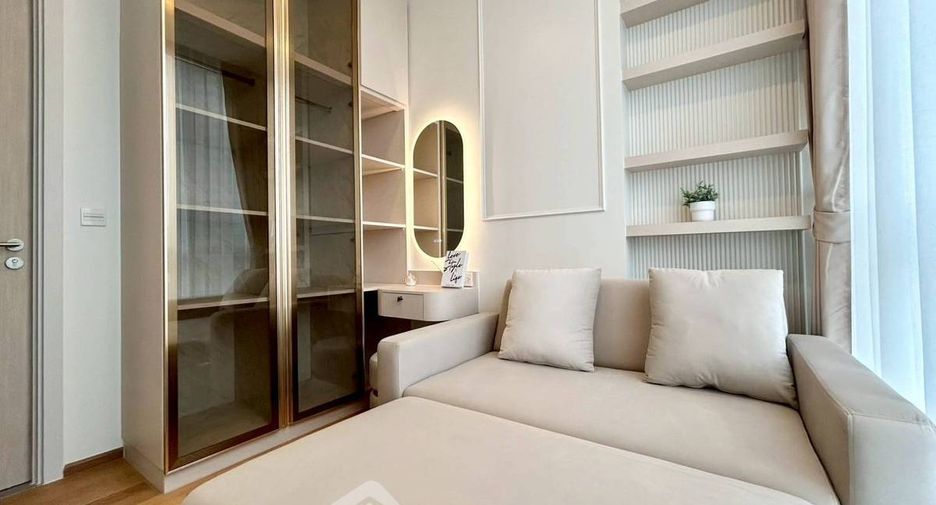 For rent 2 bedrooms condo in Pathum Wan, Bangkok
