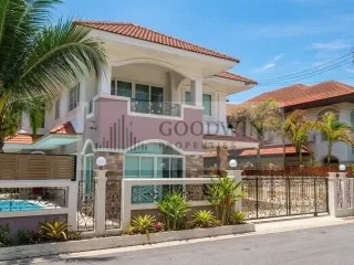 For rent and for sale 3 bedrooms house in Bang Lamung, Chonburi