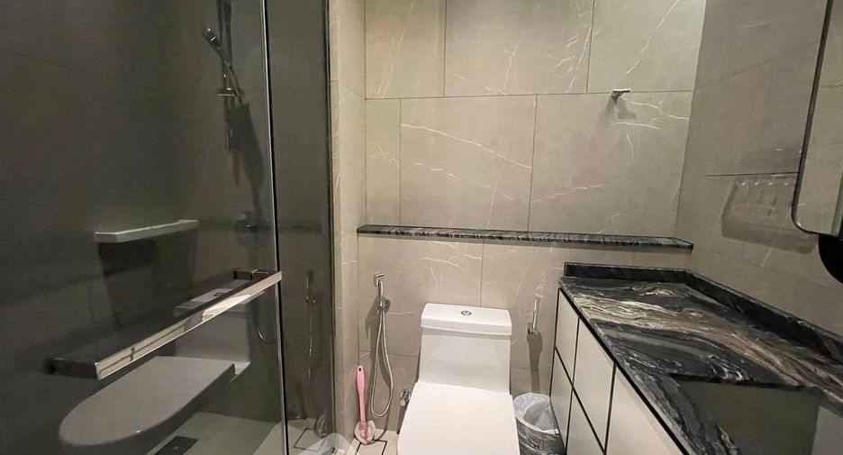 For rent 3 ベッドルーム condo in Watthana, Bangkok