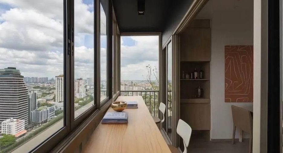 À louer 2 chambres condo à Watthana, Bangkok
