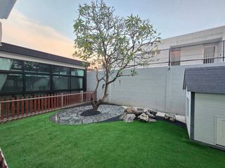 Casa en alquiler de 5 habitaciones en Lat Phrao, Bangkok