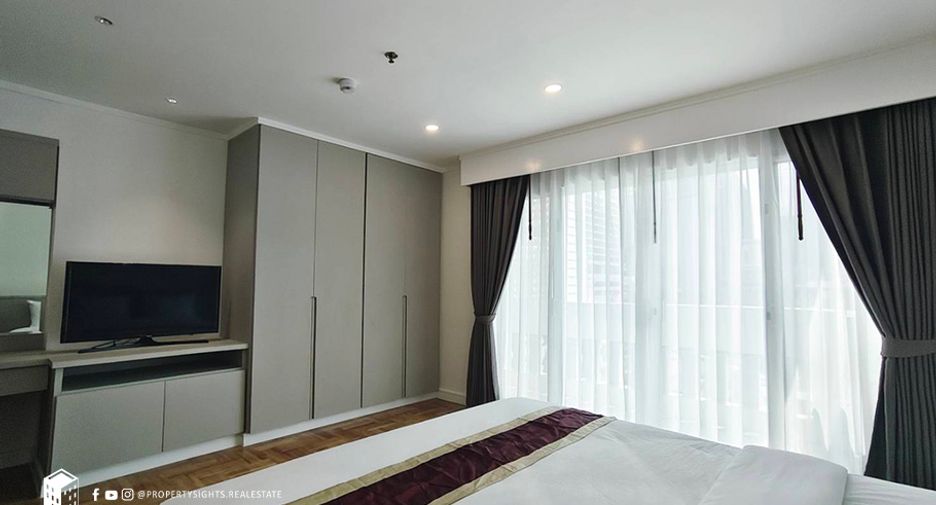 À louer 3 chambres condo à Khlong Toei, Bangkok