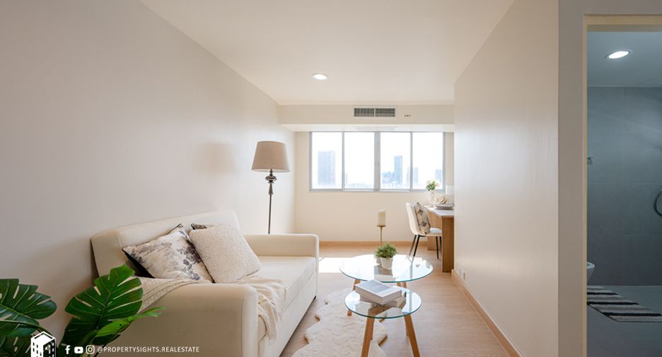 For sale 2 bedrooms condo 