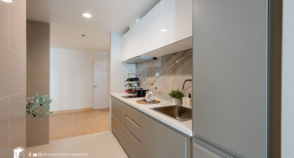For sale 2 bedrooms condo 