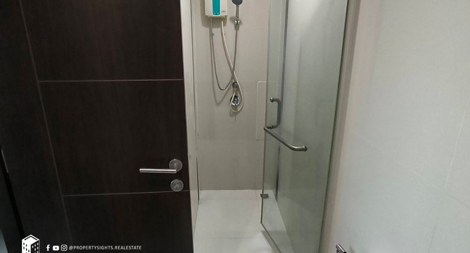 For rent 1 bed condo in Pathum Wan, Bangkok
